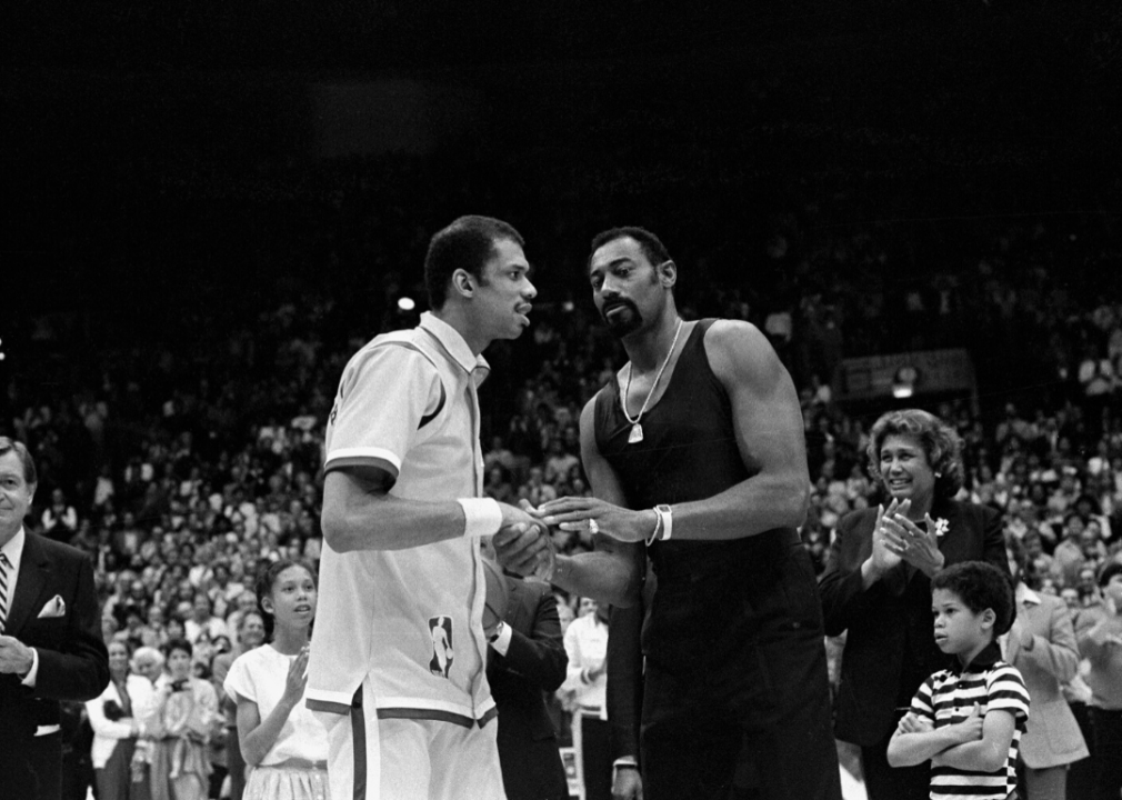 1984: Kareem Abdul-Jabbar breaks NBA scoring mark